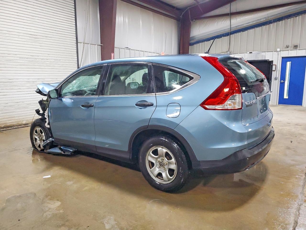2013 HONDA CR-V LX photo 4