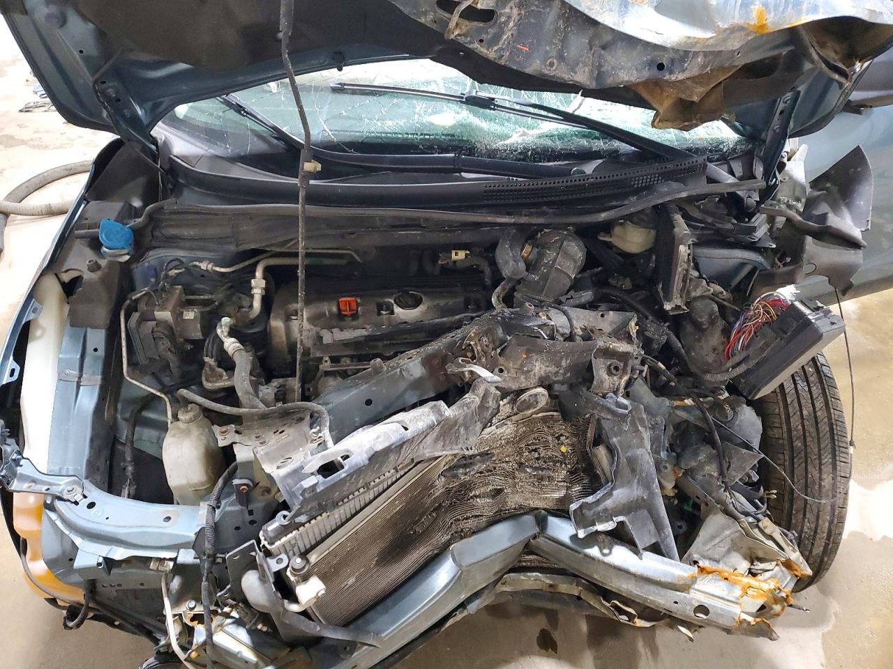 2013 HONDA CR-V LX photo 34