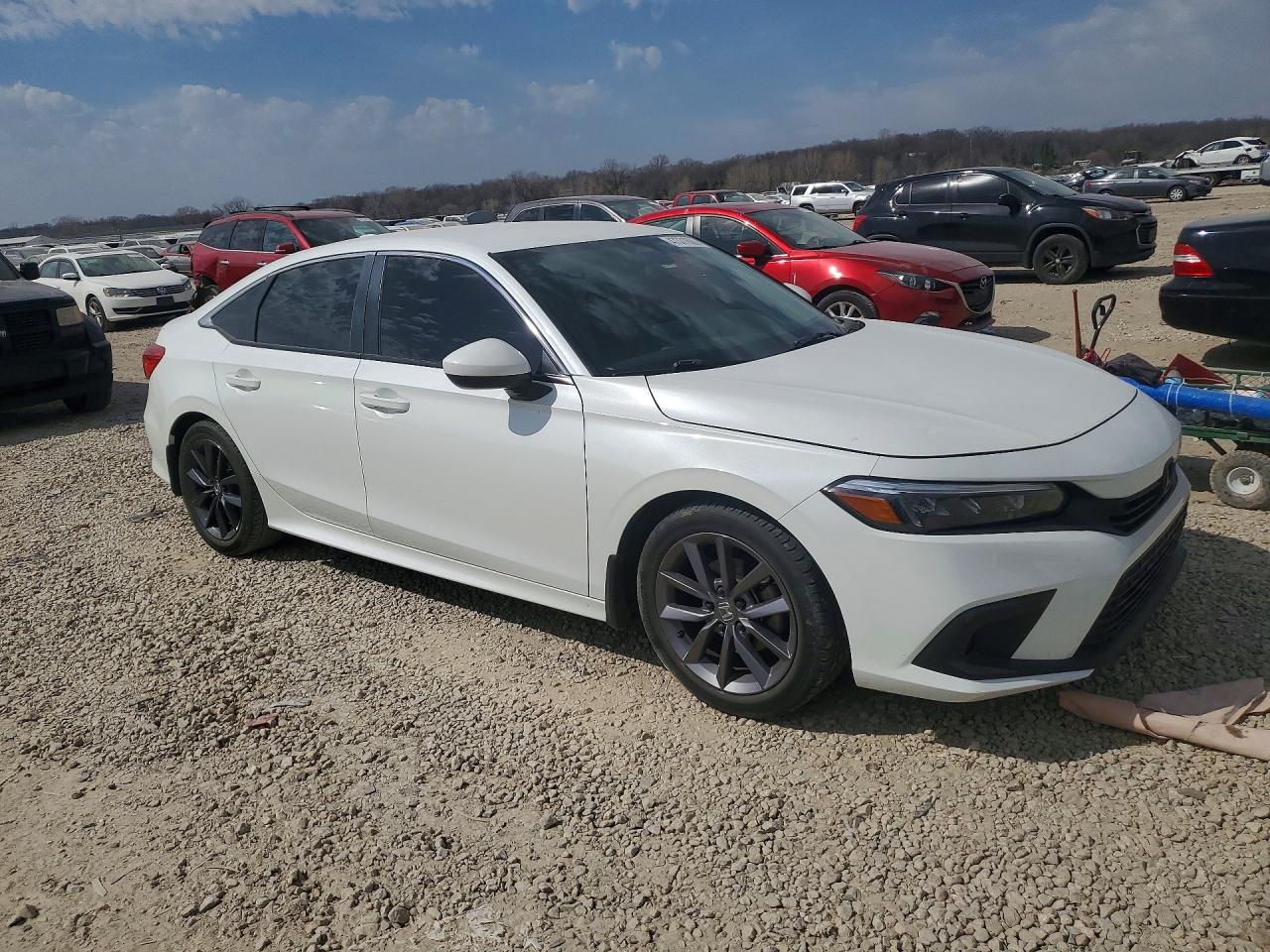 2022 HONDA CIVIC LX photo 4