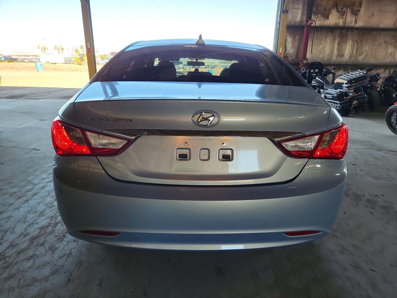 2011 HYUNDAI SONATA GLS photo 11
