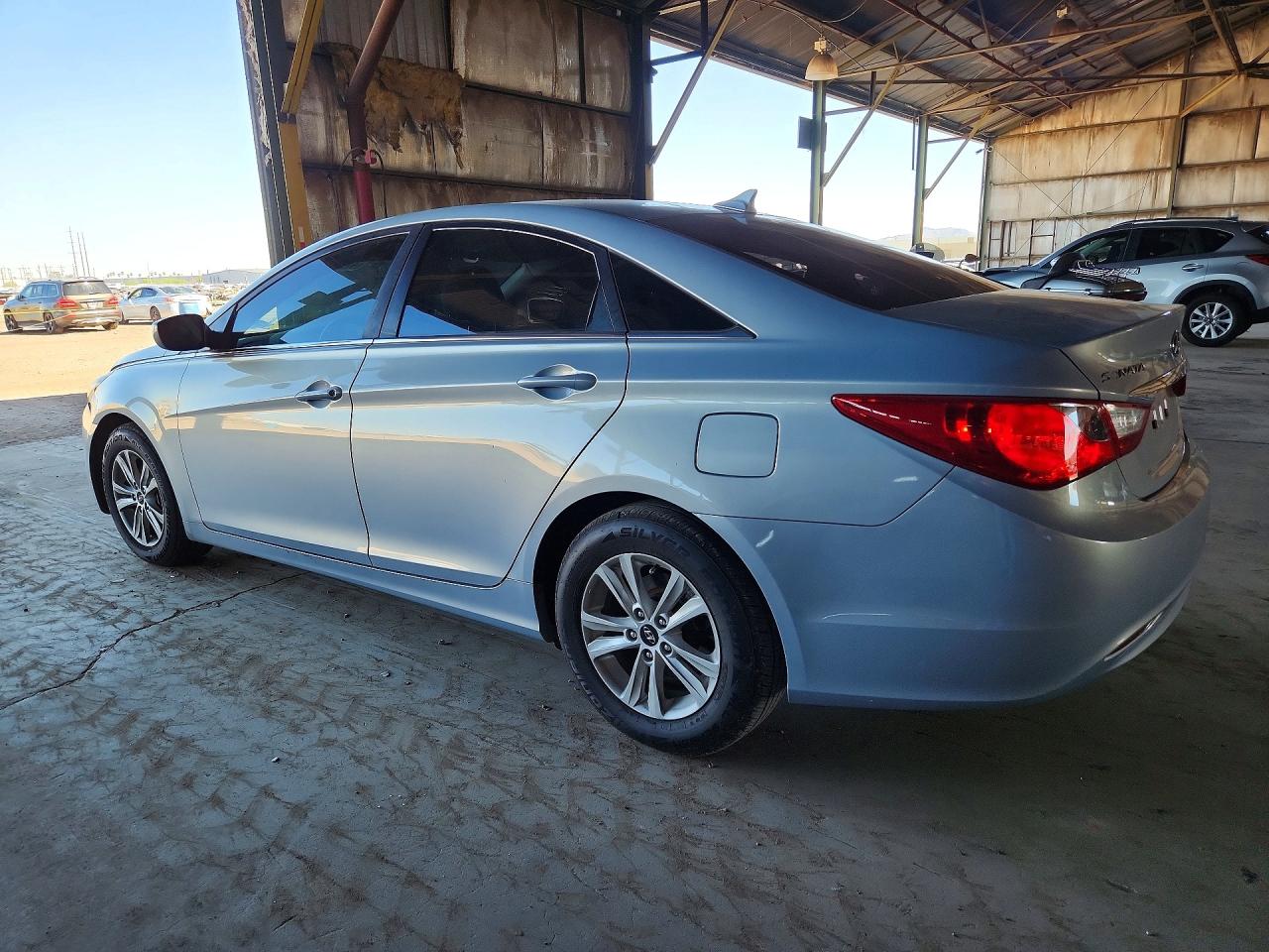 2011 HYUNDAI SONATA GLS photo 3