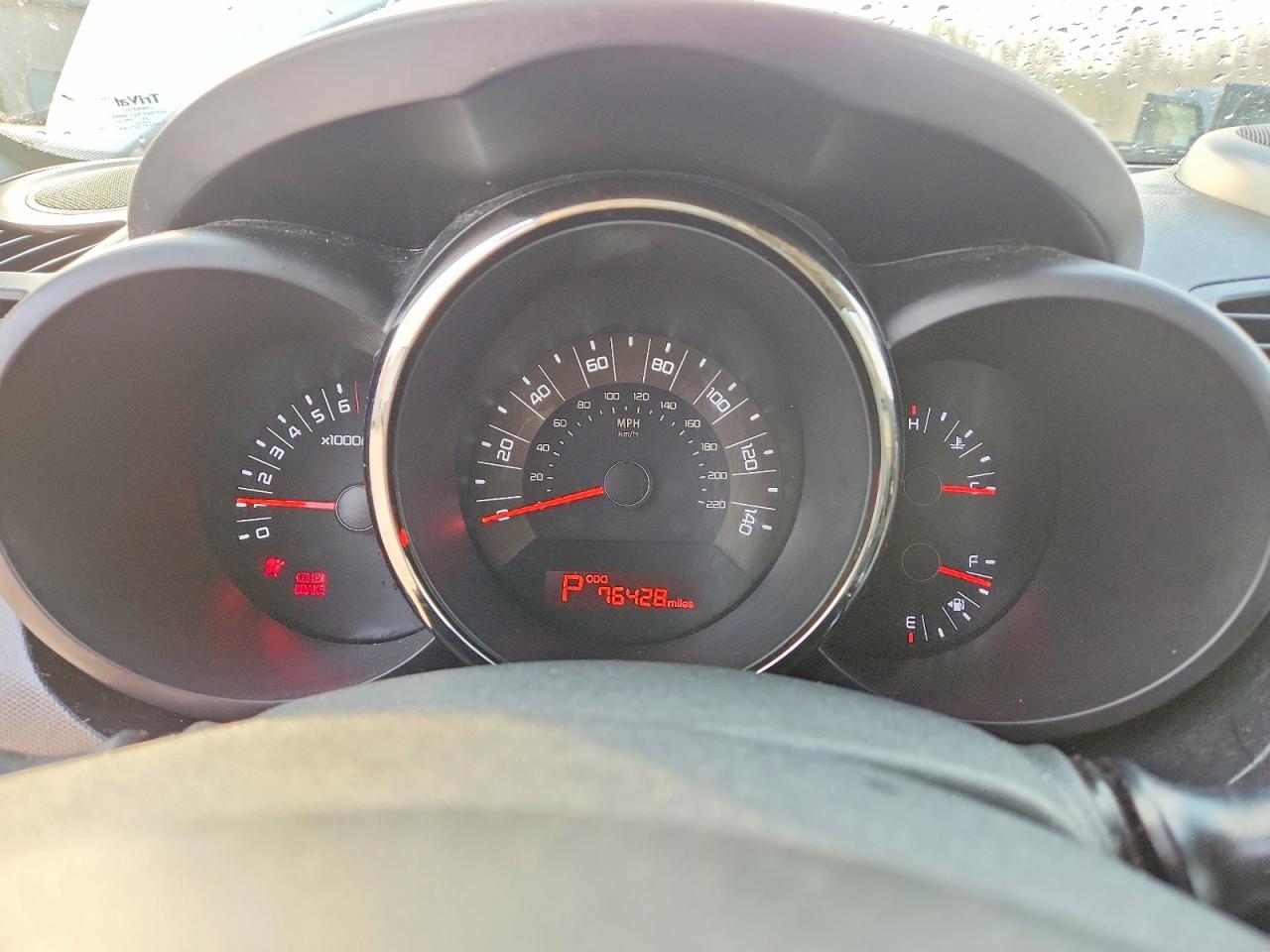 2011 KIA SOUL + photo 17