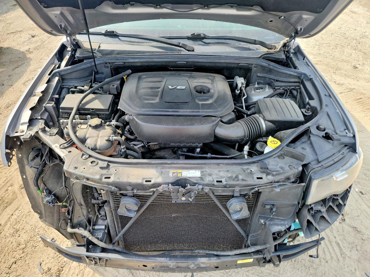 2018 JEEP GRAND CHEROKEE LAREDO photo 12