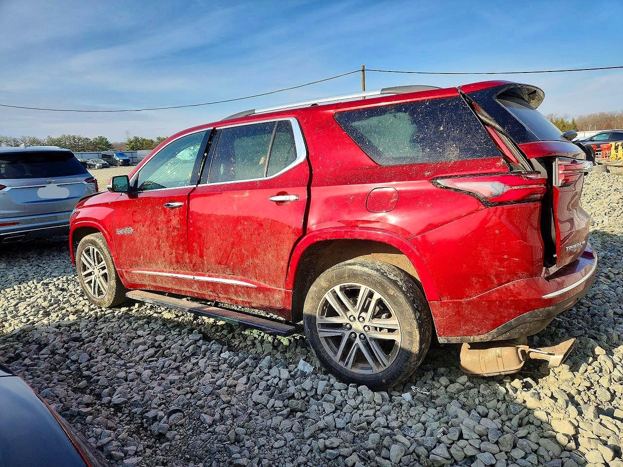 2023 CHEVROLET TRAVERSE HIGH COUNTRY photo 3