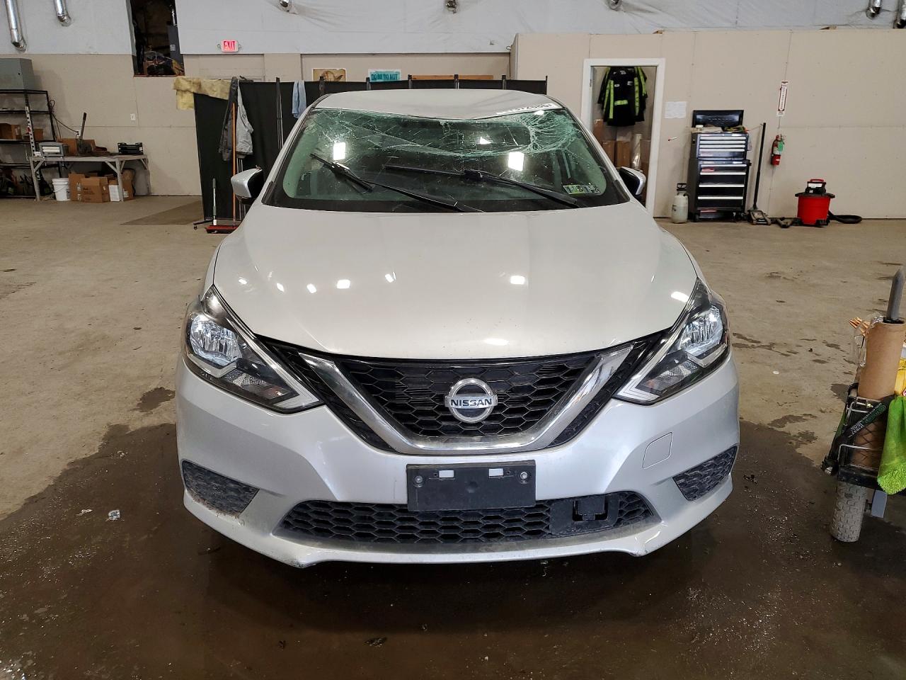 2019 NISSAN SENTRA SV photo 9