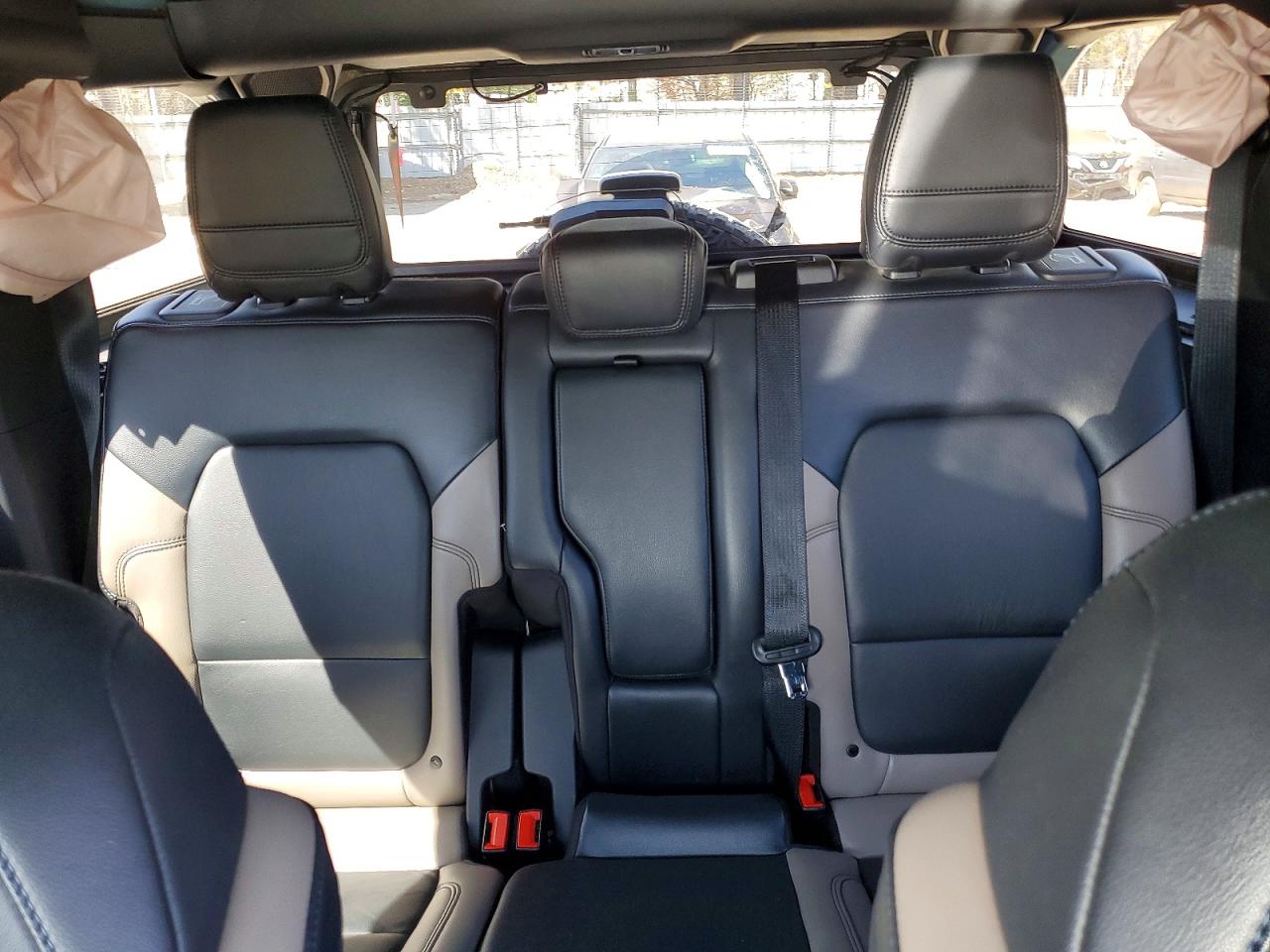 2023 FORD BRONCO BASE photo 28