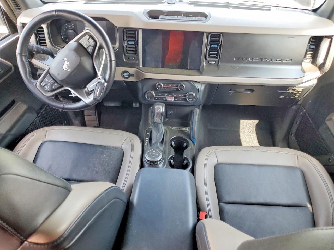 2023 FORD BRONCO BASE photo 22
