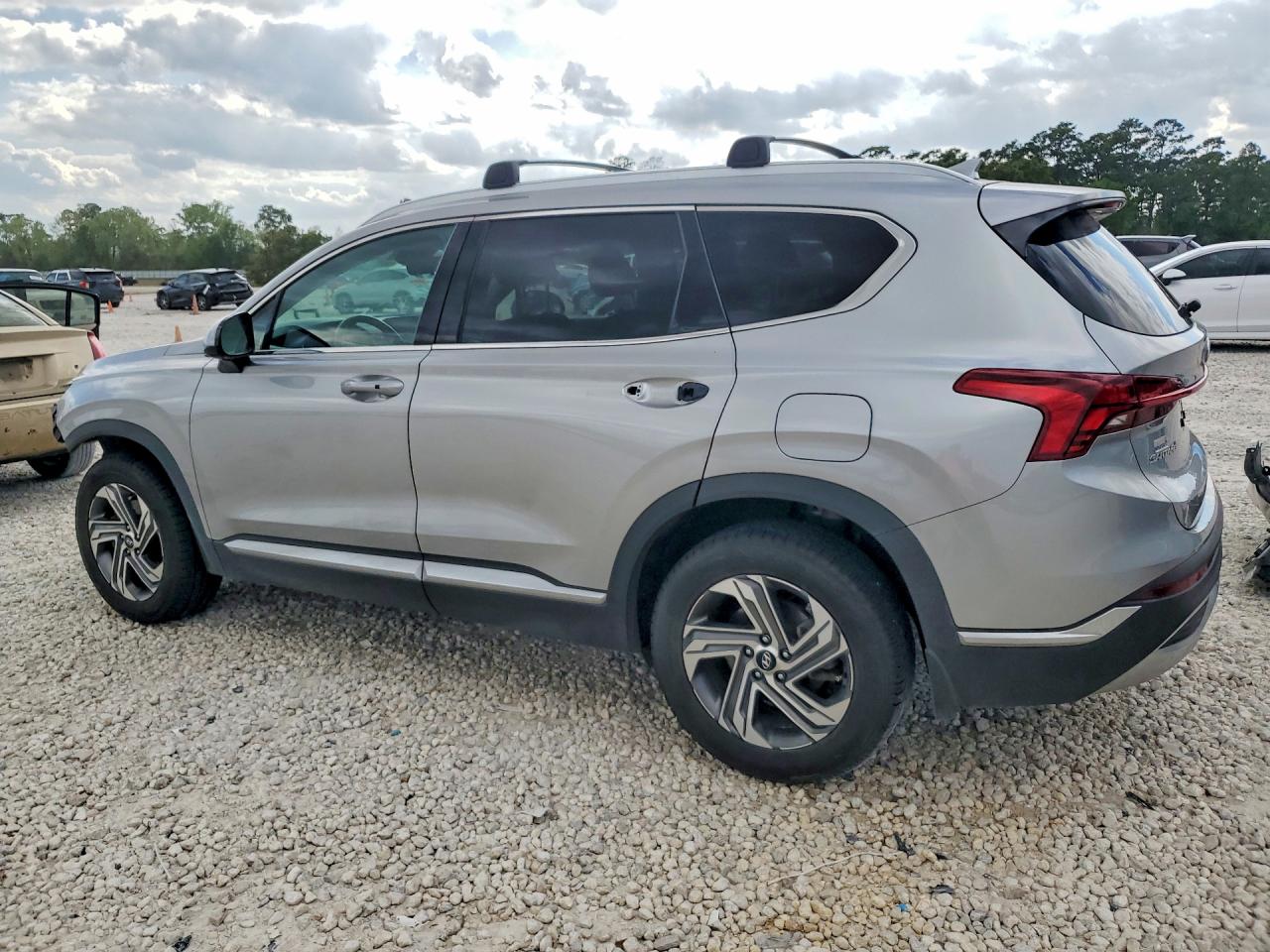 2022 HYUNDAI SANTA FE SEL photo 3