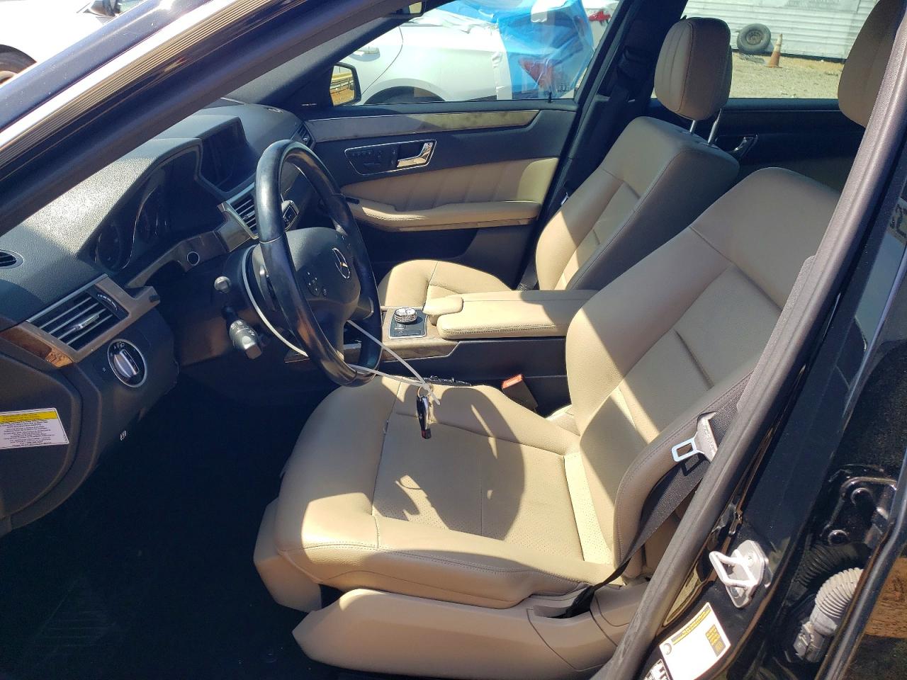2011 MERCEDES-BENZ E 350 BLUETEC photo 13