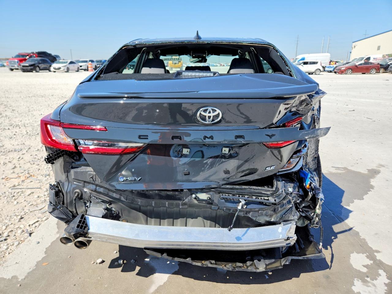 2025 TOYOTA CAMRY SE photo 6