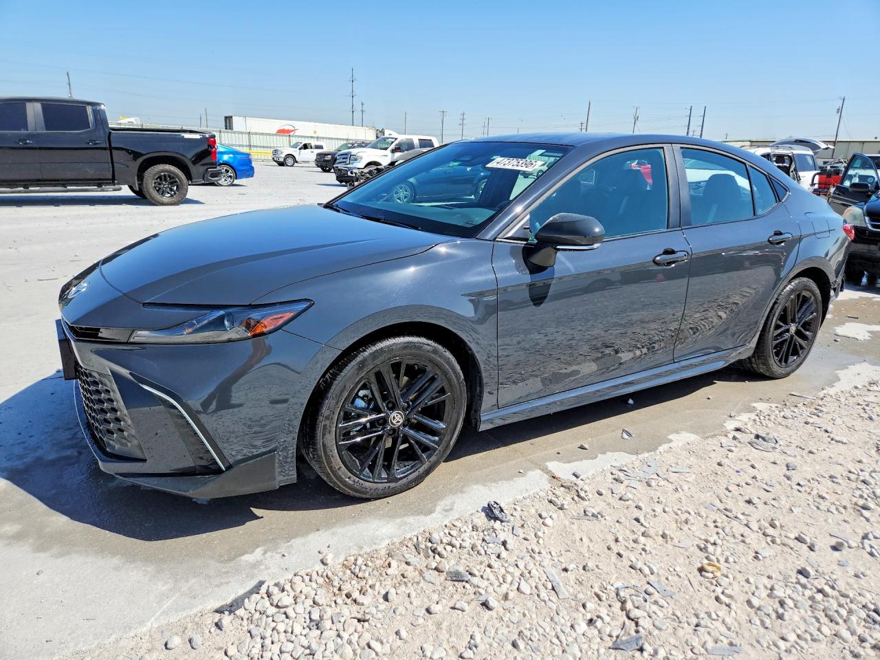2025 TOYOTA CAMRY