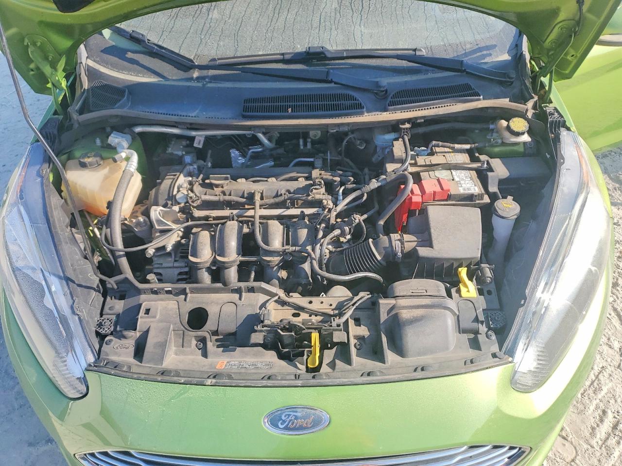 2018 FORD FIESTA SE photo 31