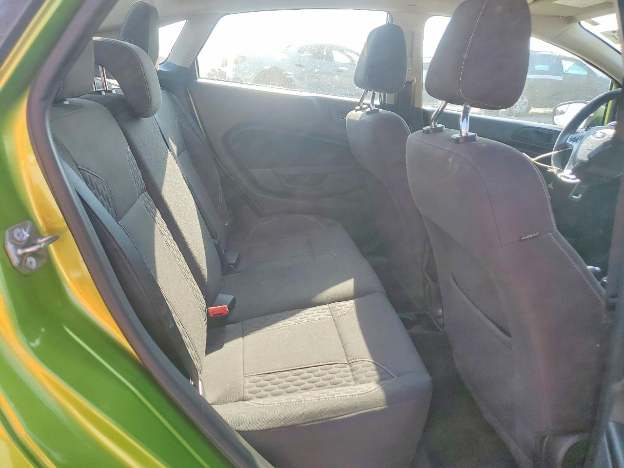2018 FORD FIESTA SE photo 28