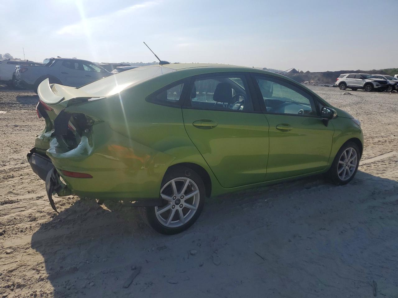 2018 FORD FIESTA SE photo 7