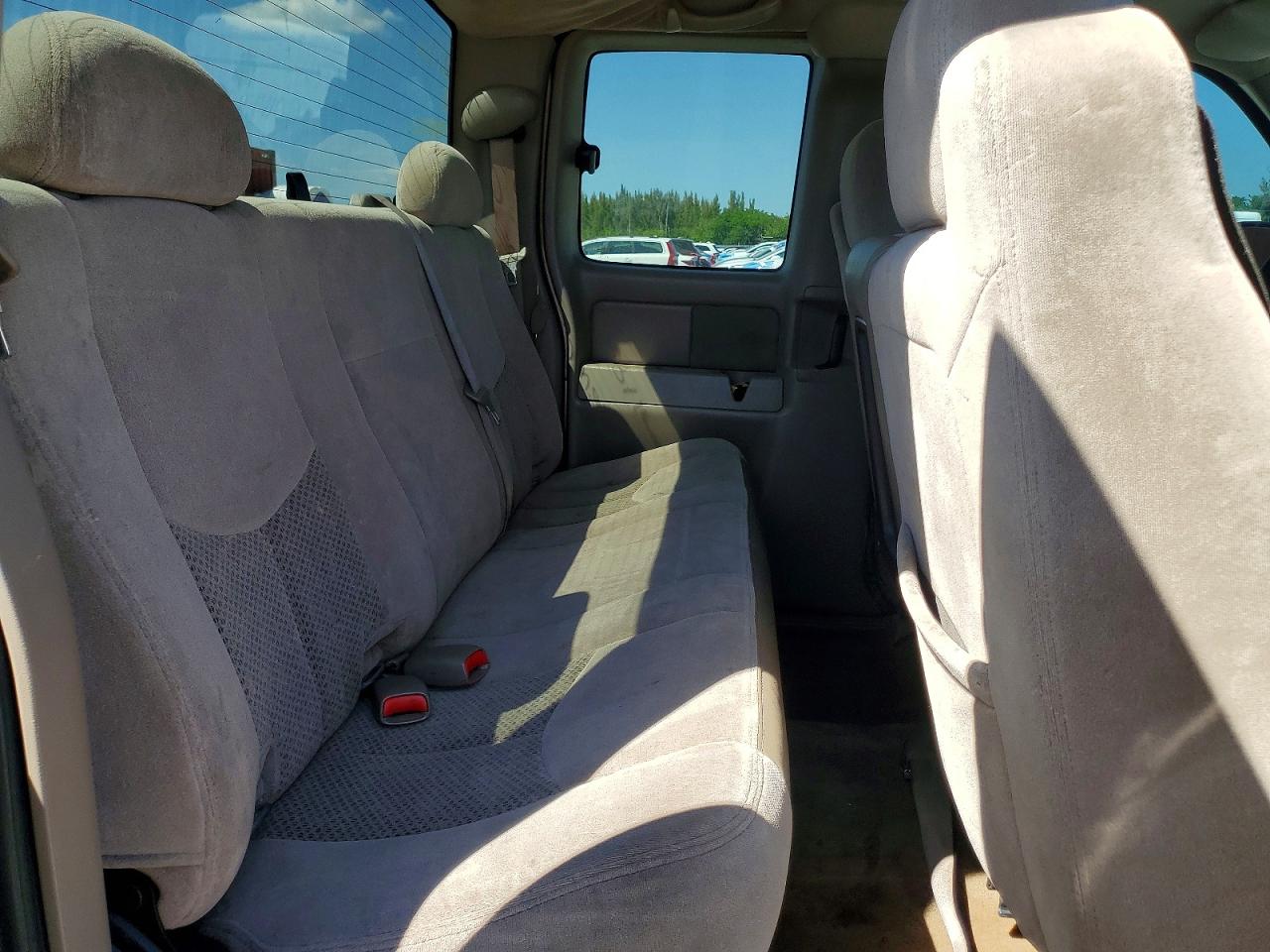 2006 CHEVROLET SILVERADO C1500 photo 19