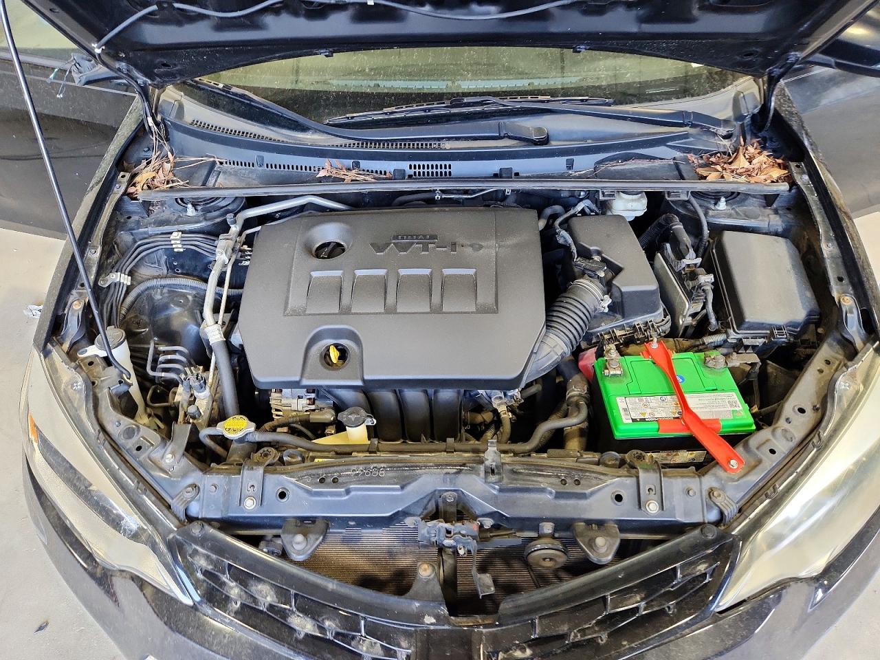 2014 TOYOTA COROLLA S PLUS photo 11