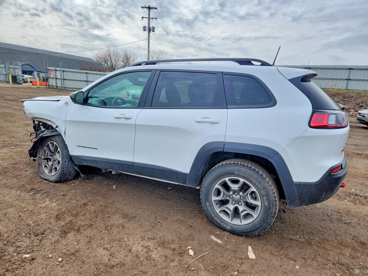 2022 JEEP CHEROKEE TRAILHAWK photo 2