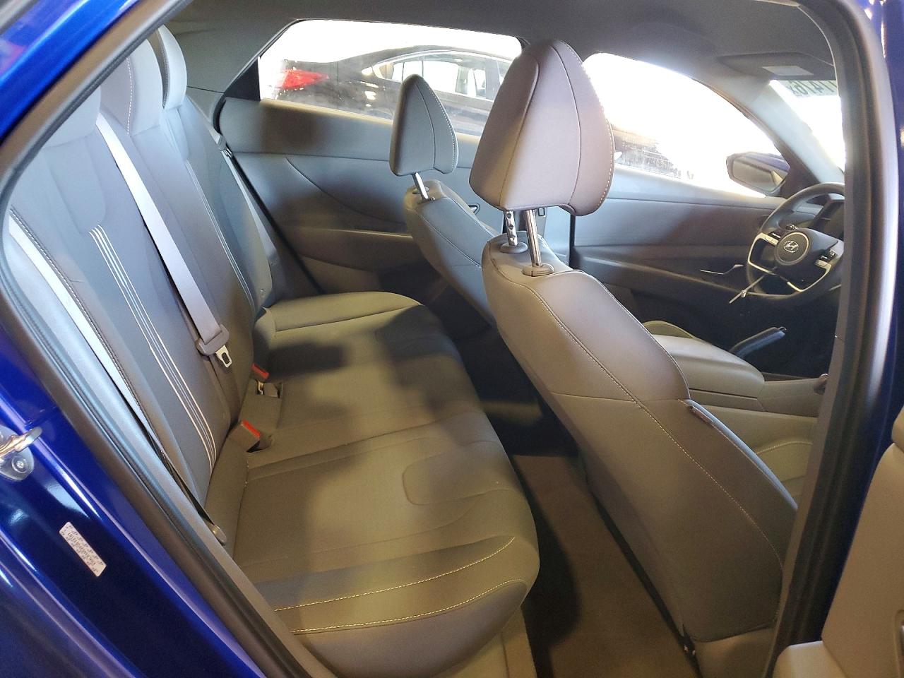 2023 HYUNDAI ELANTRA SEL photo 10