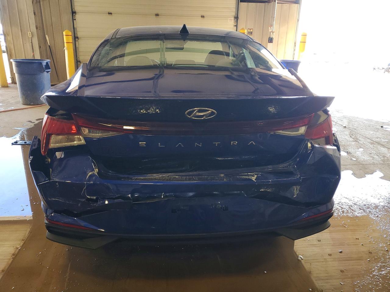 2023 HYUNDAI ELANTRA SEL photo 6