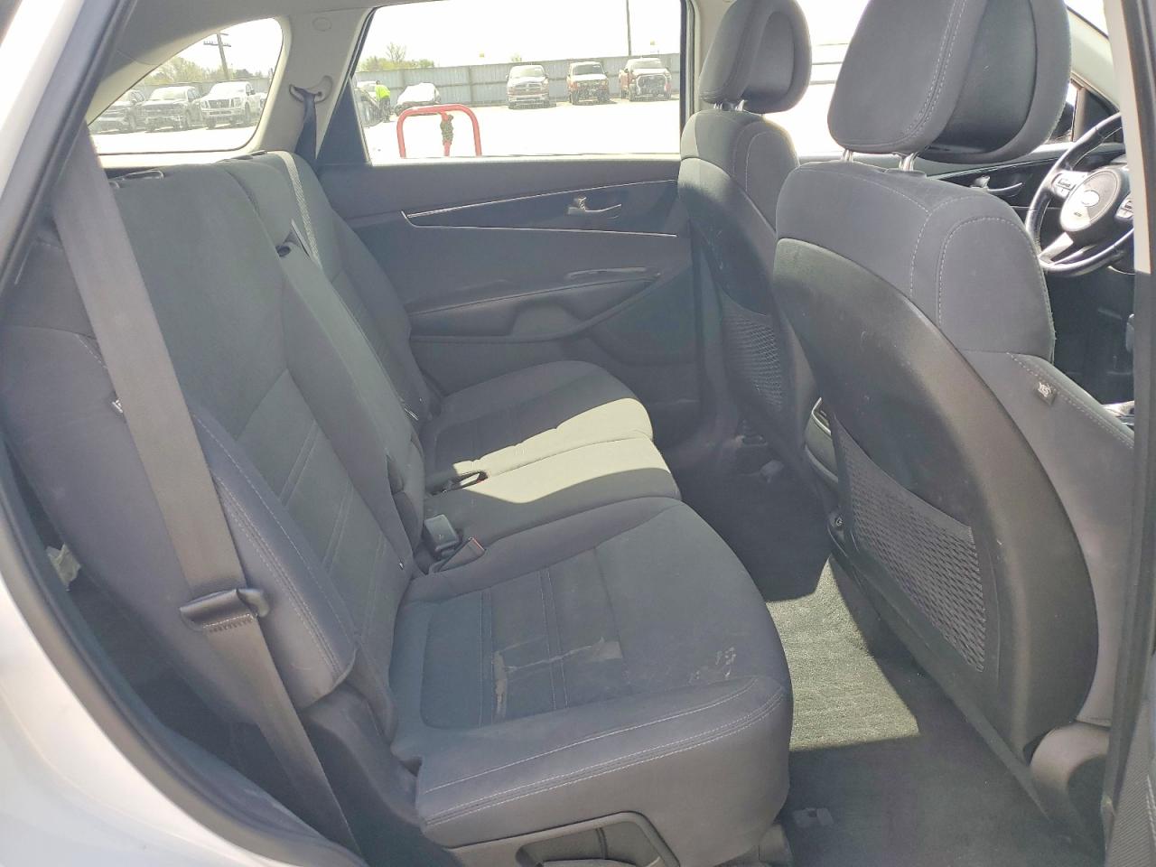 2016 KIA SORENTO photo 21
