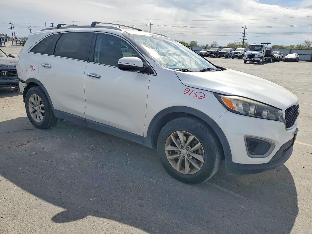 2016 KIA SORENTO photo 7
