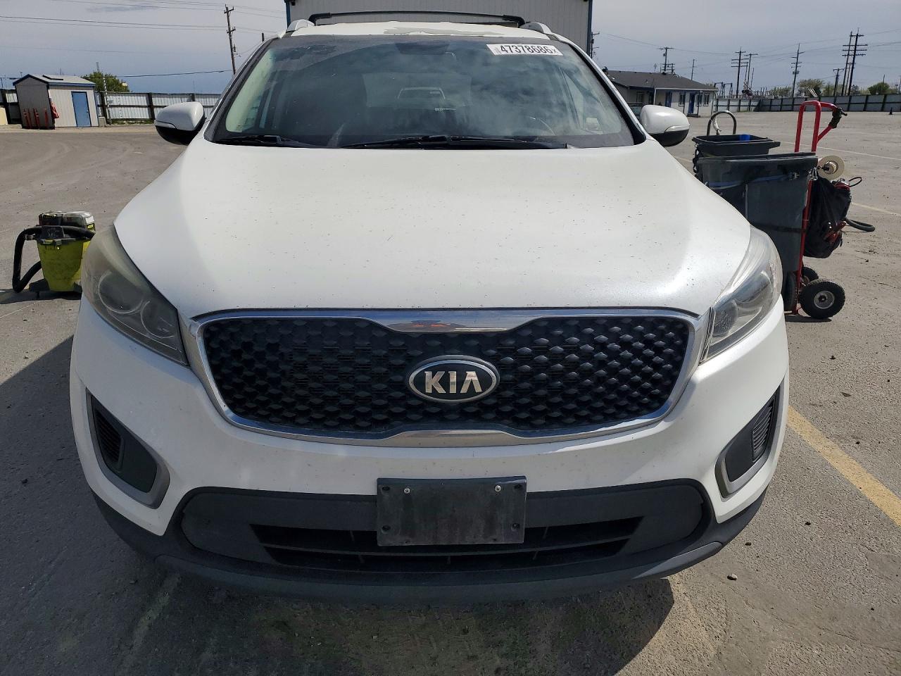 2016 KIA SORENTO photo 9