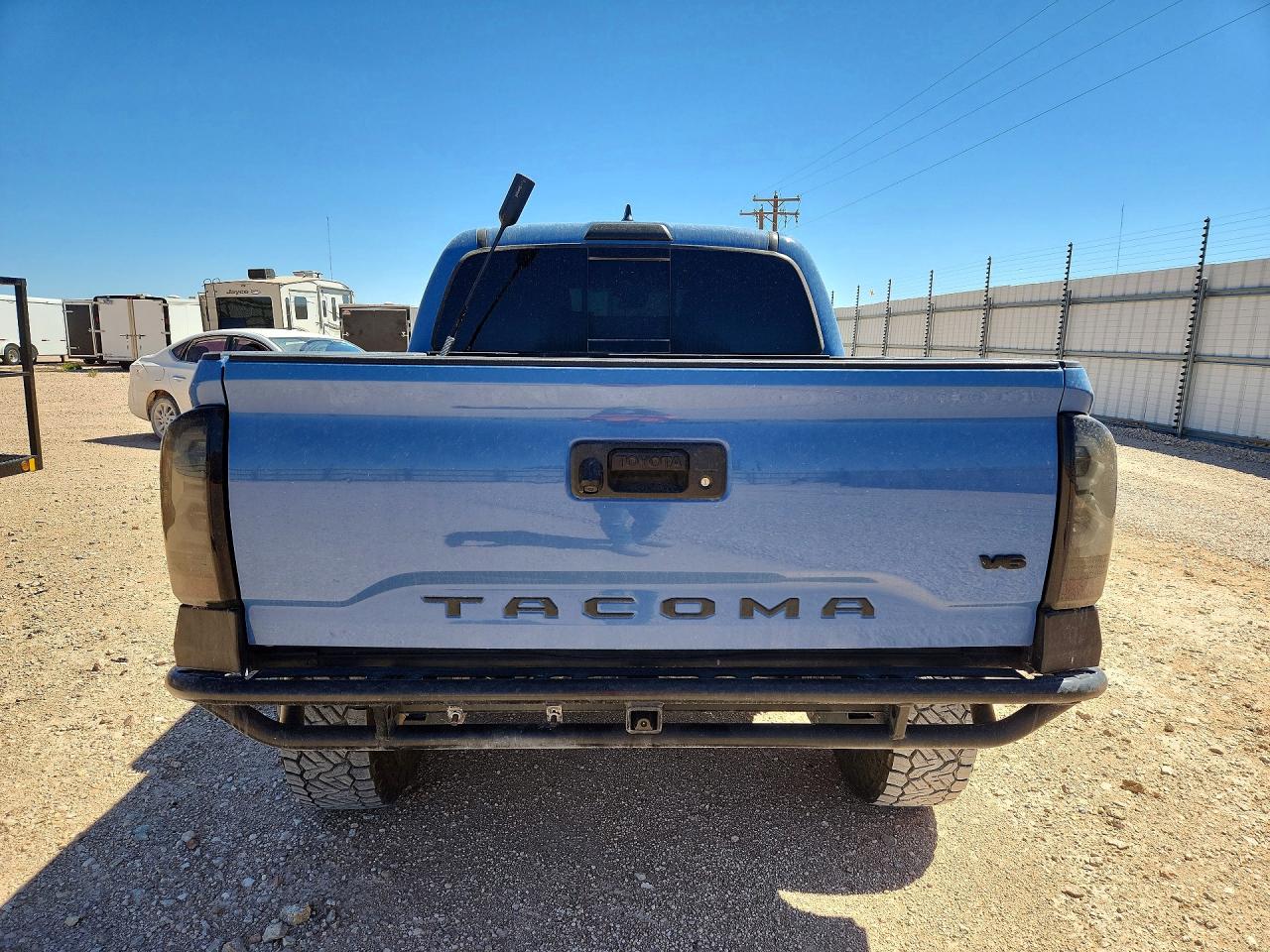 2019 TOYOTA TACOMA TRD OFF-ROAD photo 11