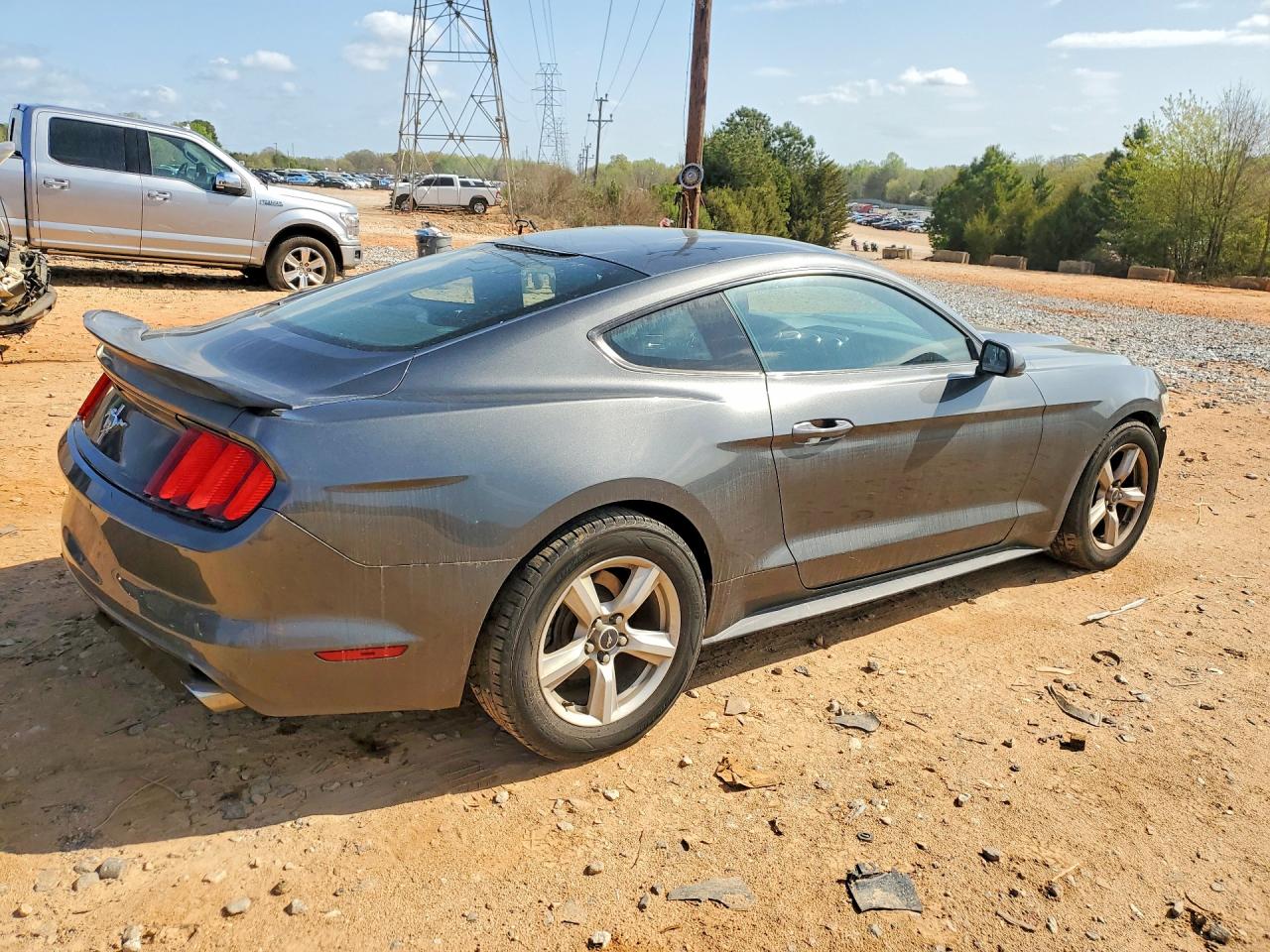 2016 FORD MUSTANG photo 5