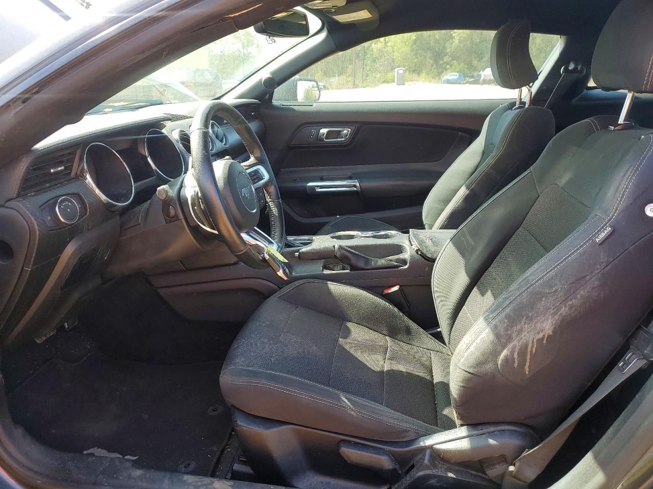 2016 FORD MUSTANG photo 13