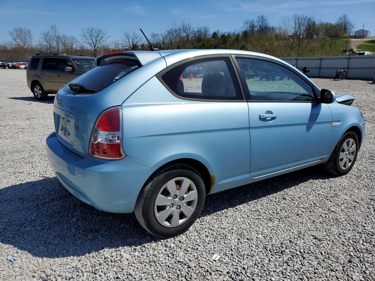 2011 HYUNDAI ACCENT GS photo 5