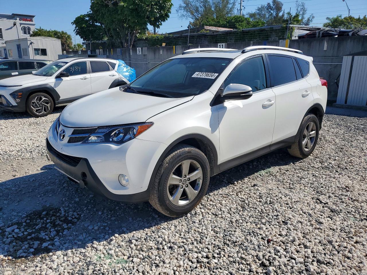 2015 TOYOTA RAV4