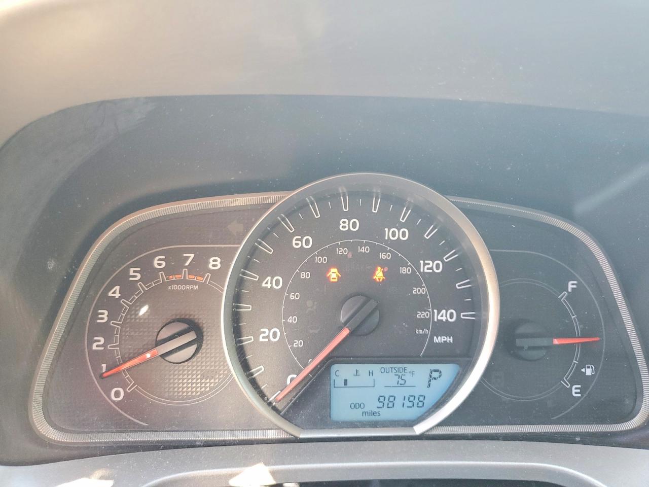 2015 TOYOTA RAV4 XLE photo 17