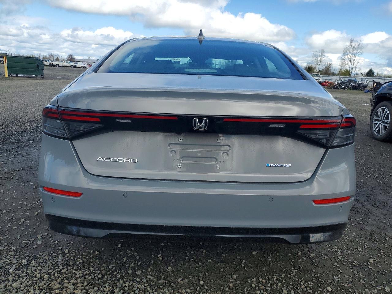2025 HONDA ACCORD HYBRID EXL photo 6