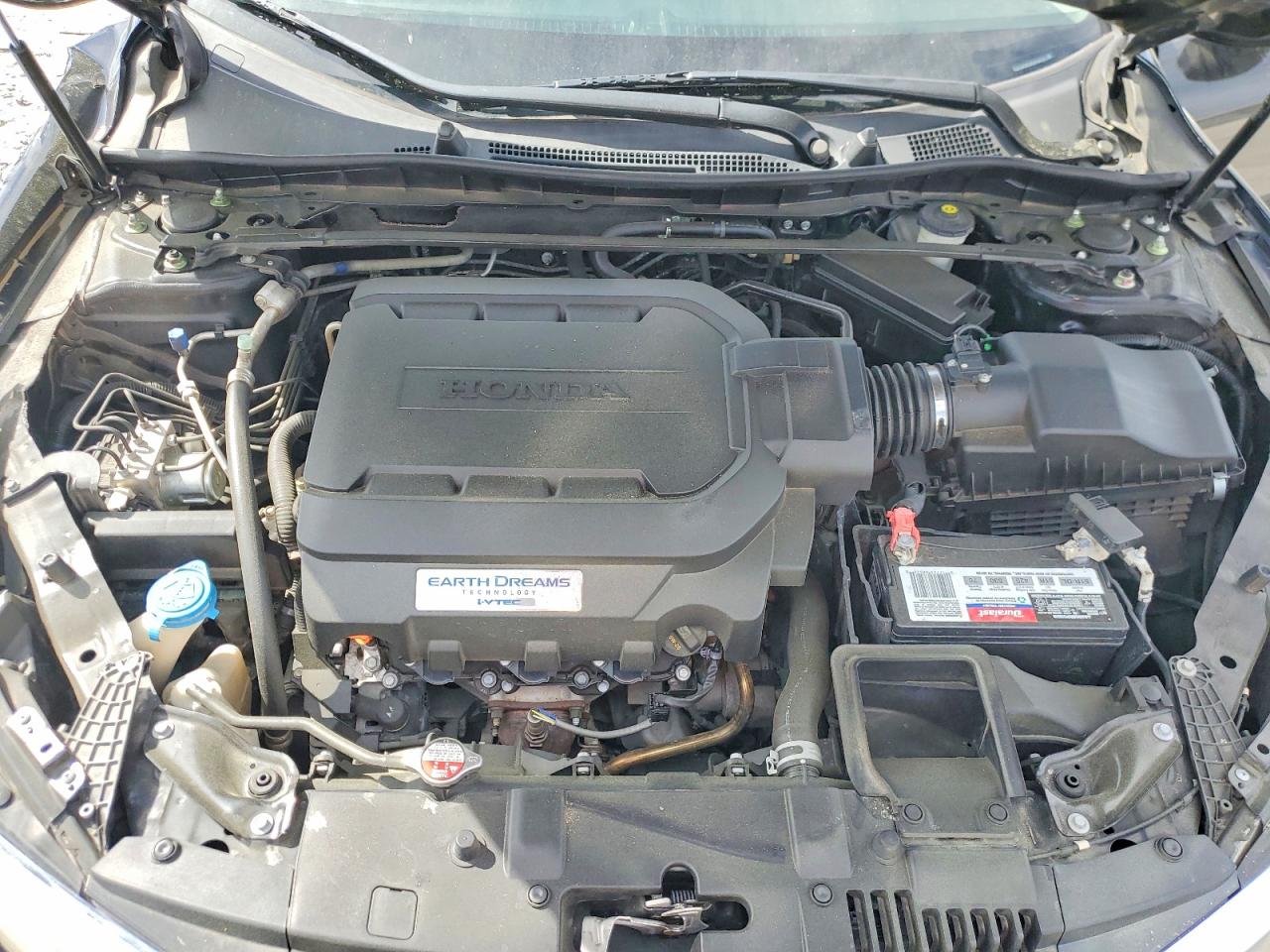 2016 HONDA ACCORD photo 21