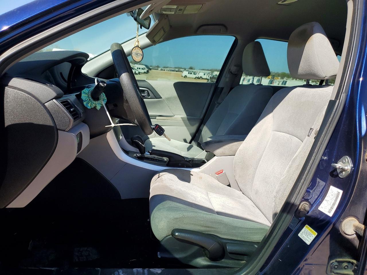 2013 HONDA ACCORD LX photo 7