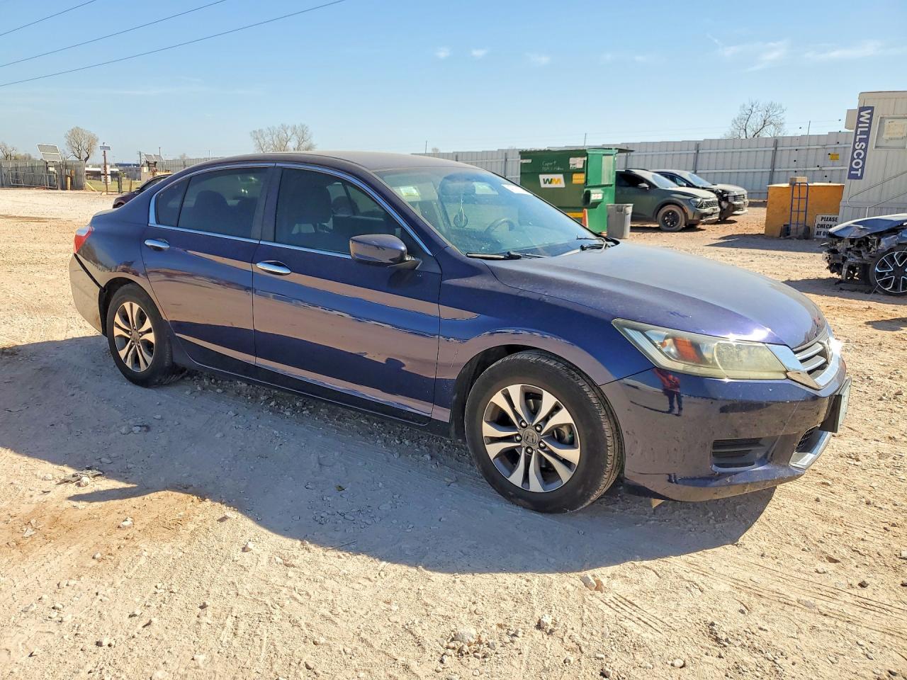 2013 HONDA ACCORD LX photo 4
