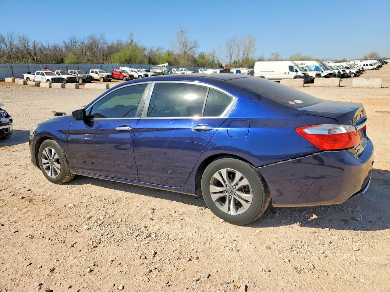 2013 HONDA ACCORD LX photo 2