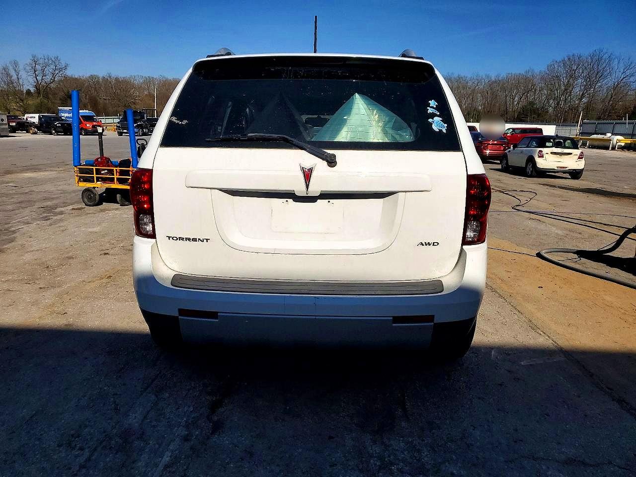 2008 PONTIAC TORRENT photo 11