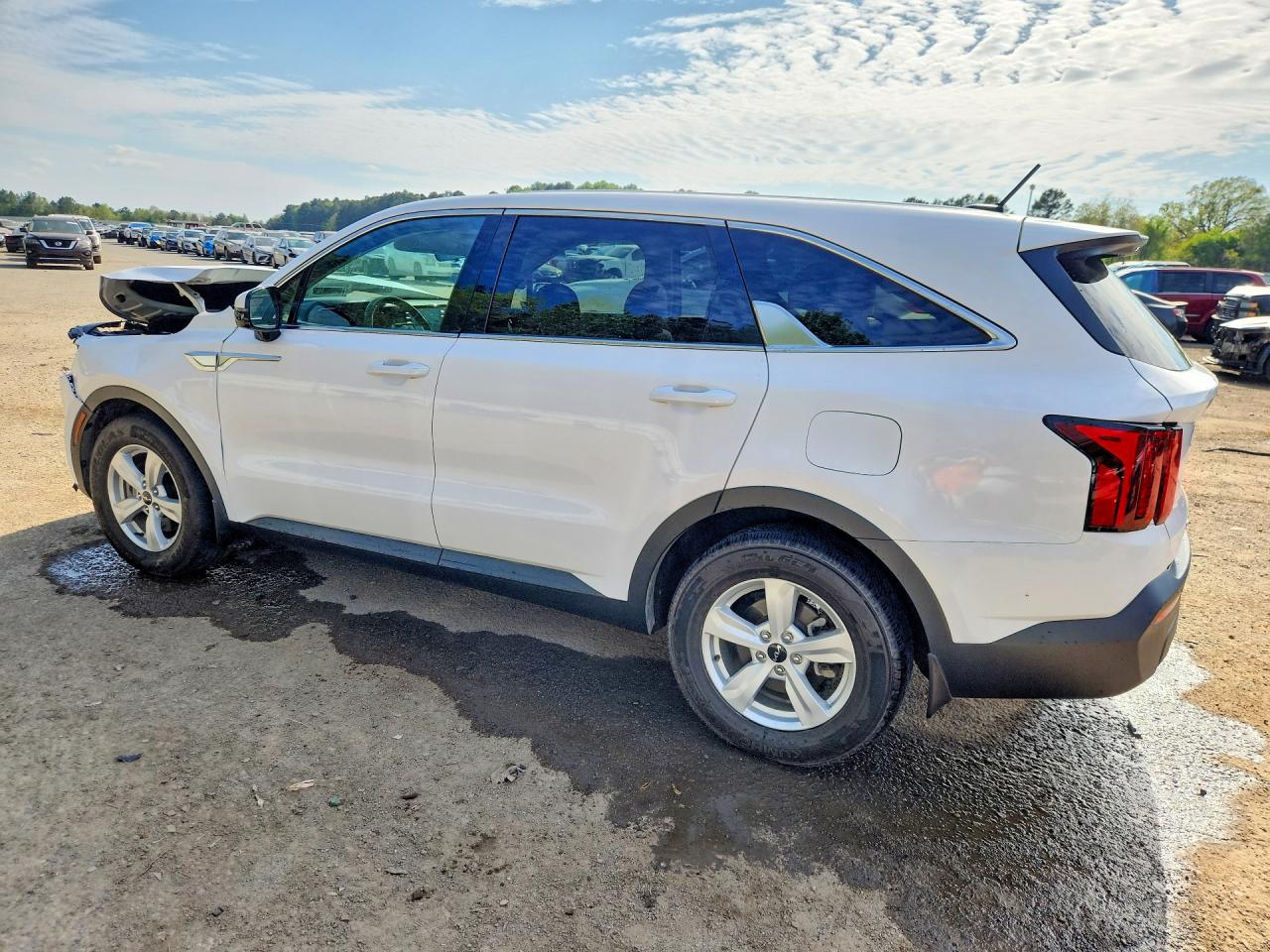 2022 KIA SORENTO LX photo 4