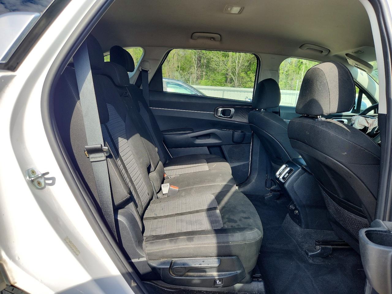 2022 KIA SORENTO LX photo 31