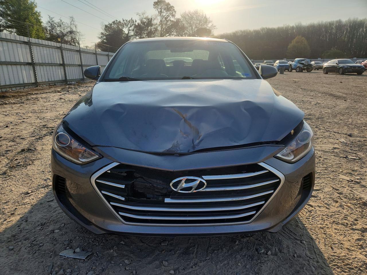 2018 HYUNDAI ELANTRA SEL photo 9