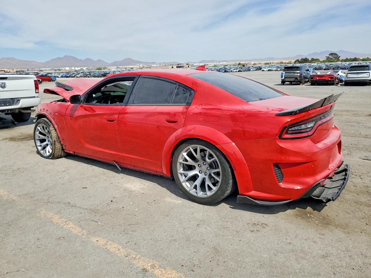 2016 DODGE CHARGER R photo 4
