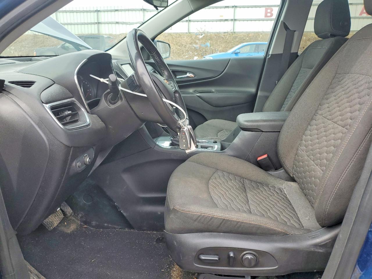 2019 CHEVROLET EQUINOX LT photo 19