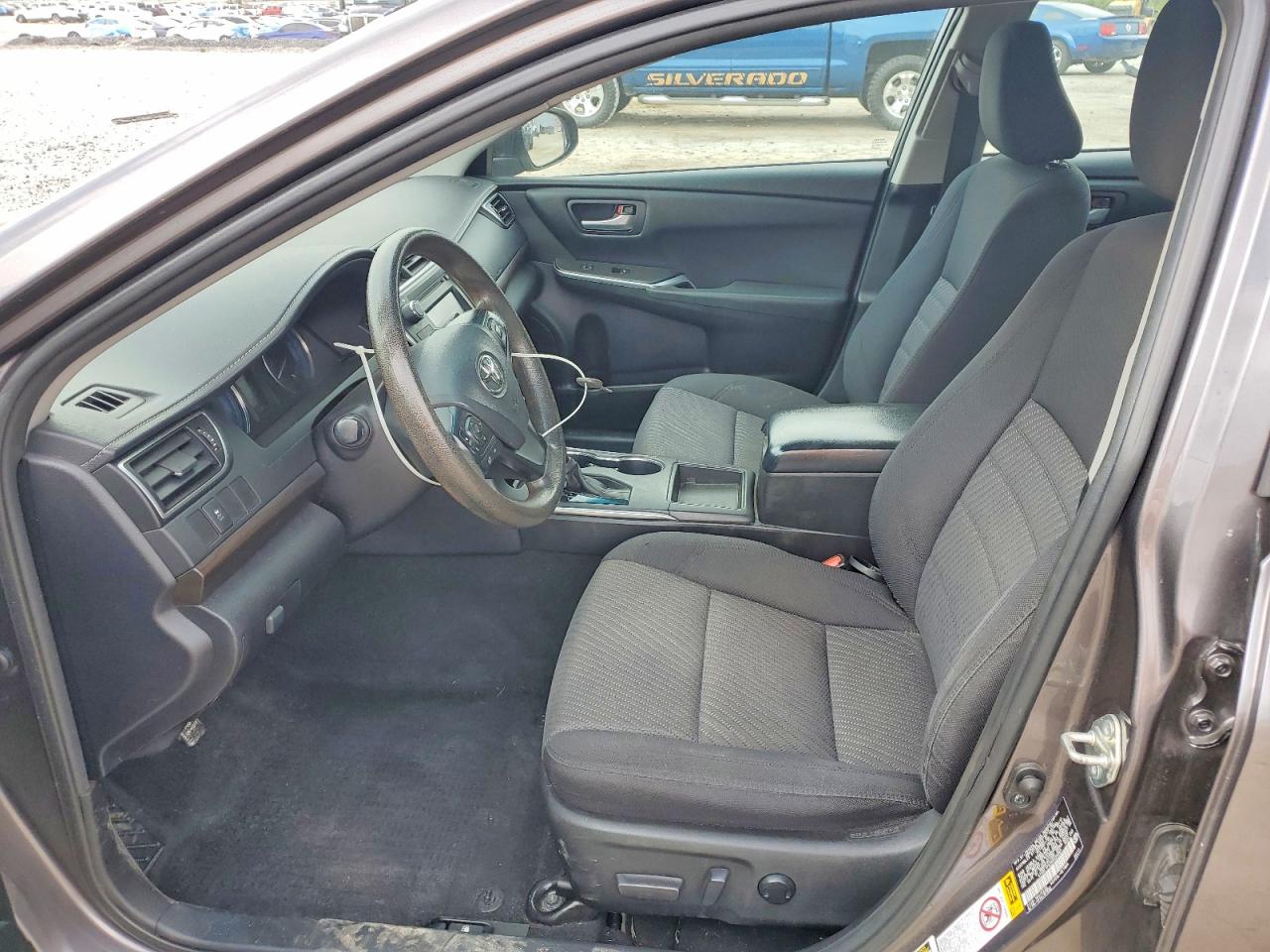 2016 TOYOTA CAMRY LE photo 19