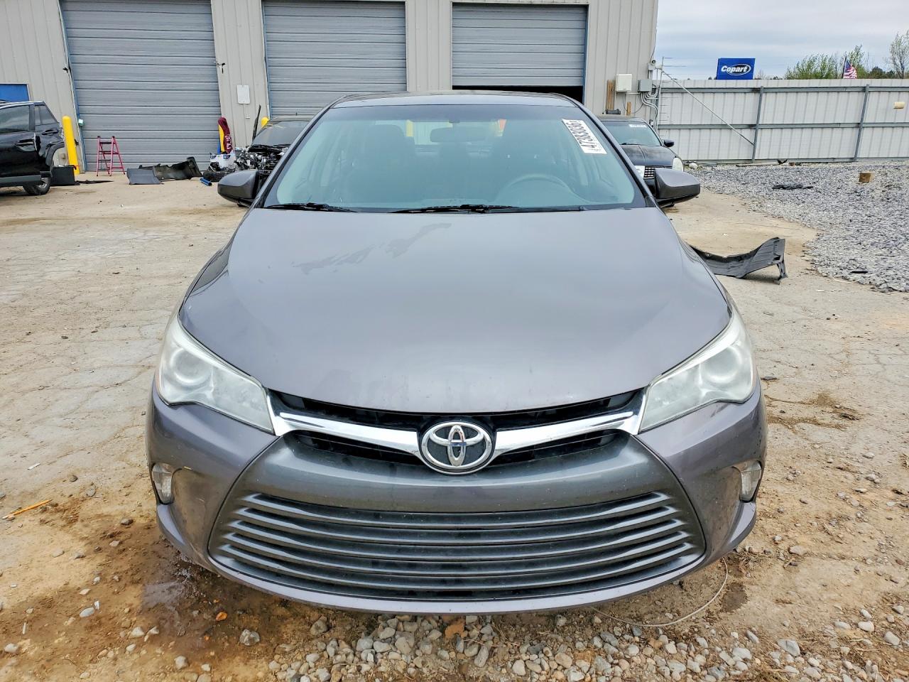 2016 TOYOTA CAMRY LE photo 13