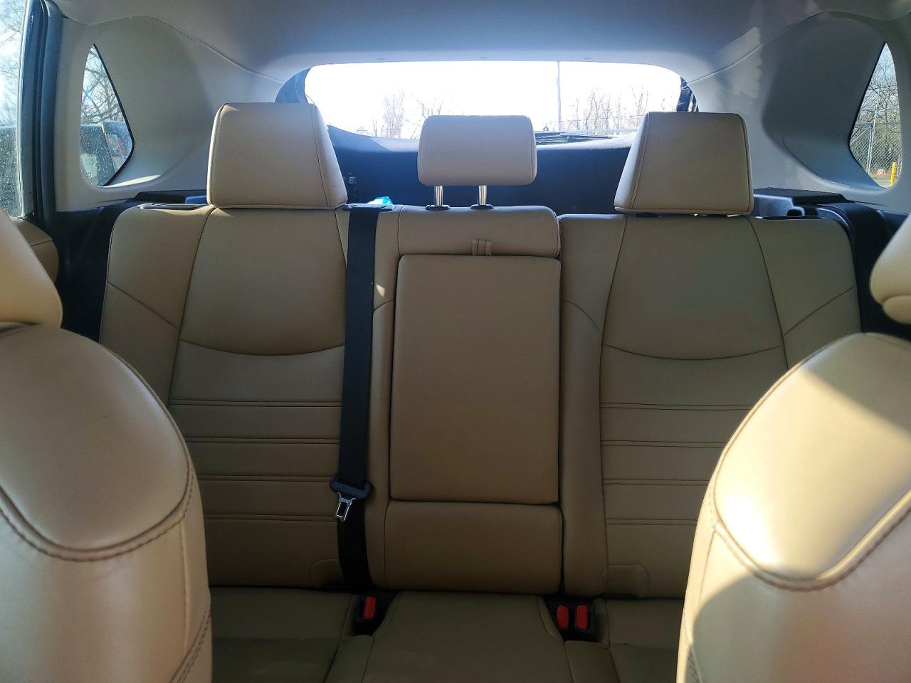 2021 TOYOTA RAV4 XLE PREMIUM photo 19