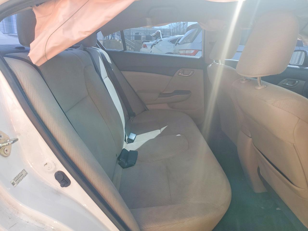 2013 HONDA CIVIC LX photo 19