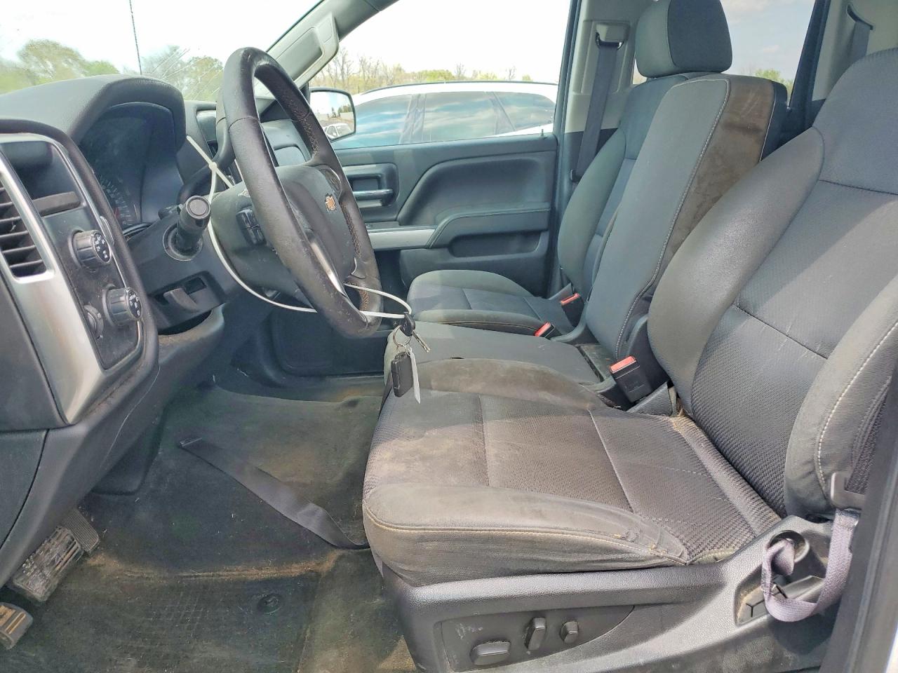 2015 CHEVROLET SILVERADO K1500 LT photo 7