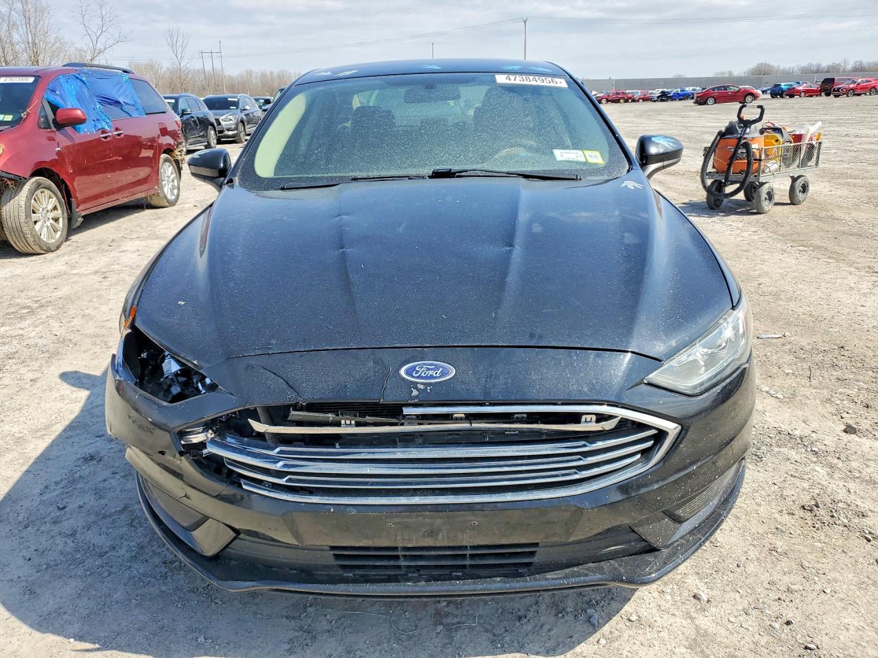 2017 FORD FUSION S photo 5