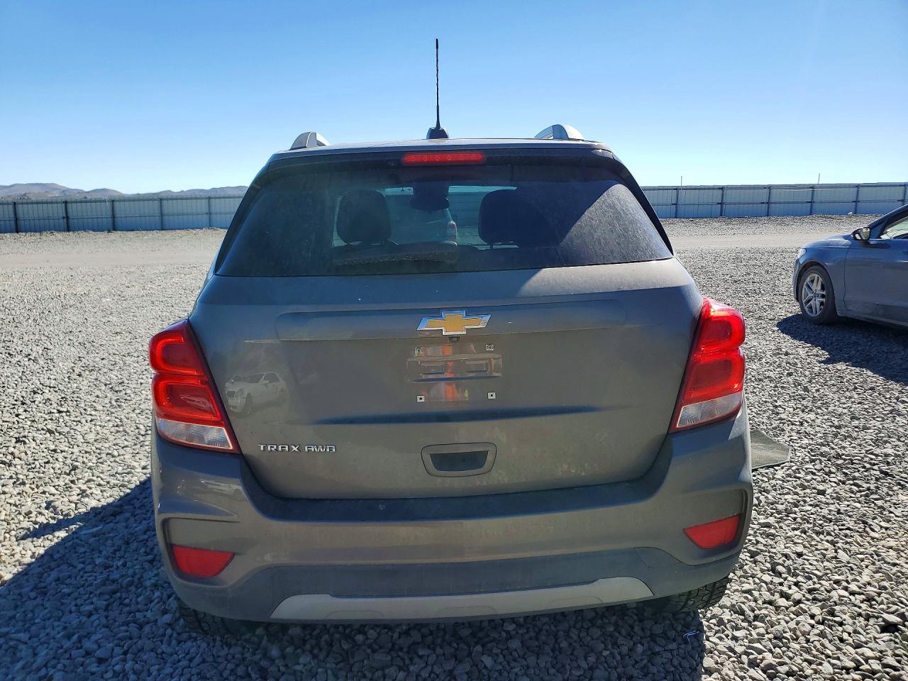2021 CHEVROLET TRAX 1LT photo 6